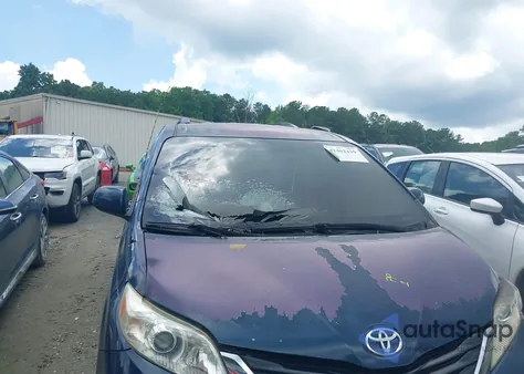 2012 Toyota Sienna Le V6 8 Passenger из США, поврежденный, VIN 5TDKK3DC8CS205172